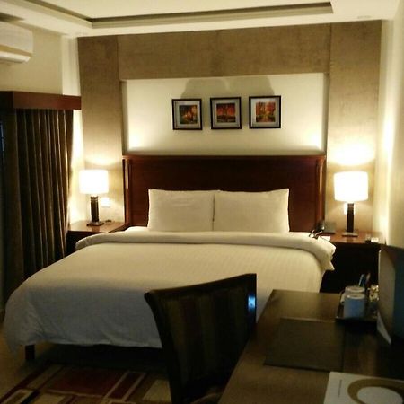 Hotel One Super, Islamabad Exterior foto