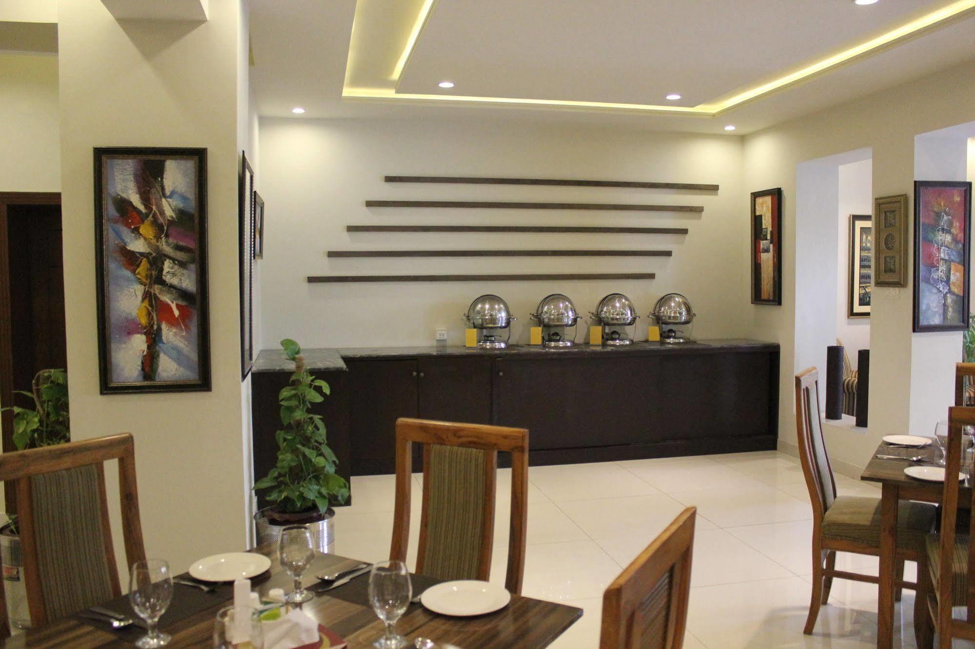 Hotel One Super, Islamabad Exterior foto