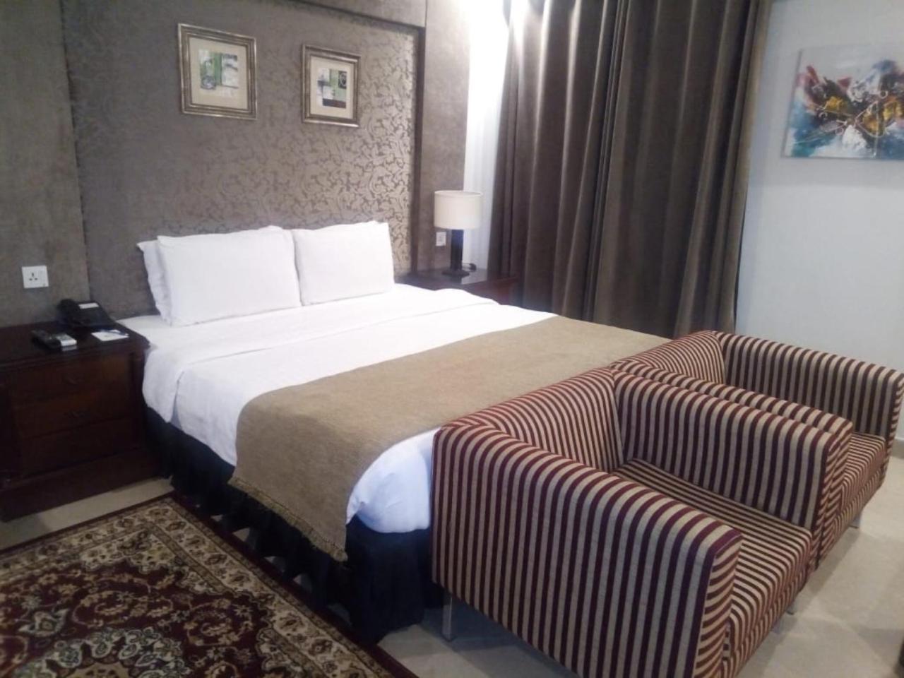 Hotel One Super, Islamabad Exterior foto